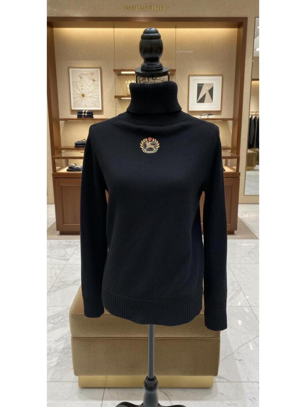 100% Cashmere Authentic Burberry Embroidered Crest Turtleneck